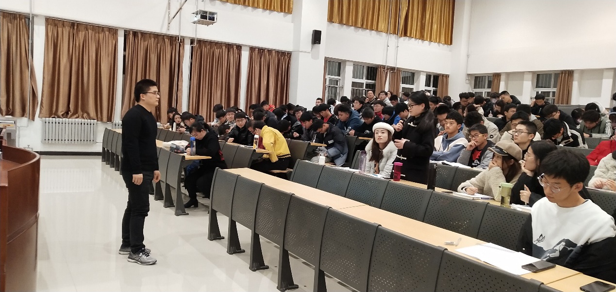 说明: D:\william威廉英国官网\新材料系资料\2020.12.8走进新材料系列讲座(四)—锂离子电池的起源、未来及挑战\2.jpg